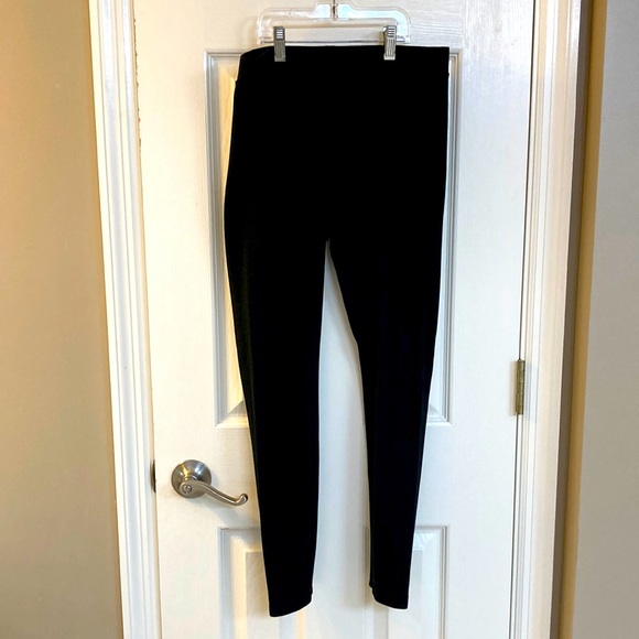 Lou & Grey Pants - Lou & Grey black leggings medium SUPER STURDY holds a stretch classy worth it